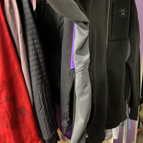 Men’s Zip Front Jacket w/Lake Tahoe Emblem - Picture 2 of 6